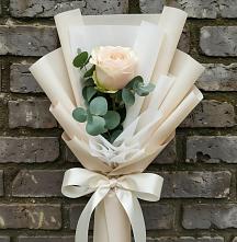 Букет цветов из:  Розы #REPLACE_PRED# Черном Яре