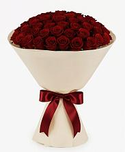 Букет 101 Бордовая роза Блэк Бакарра в Черном Яре