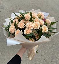 Букет Кремовые розы Латте в Черном Яре