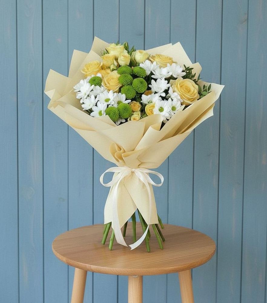 Букет цветов из: Хризантемы и Розы в Черном Яре