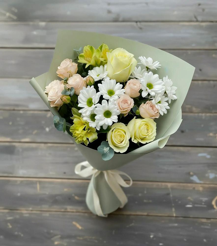 Букет цветов из: Альстромерии, Розы и Хризантемы в Черном Яре