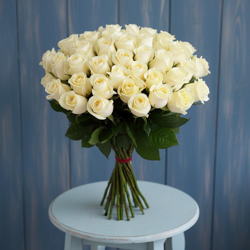 Букет 51 Белая роза Эдлесс Лав в Черном Яре