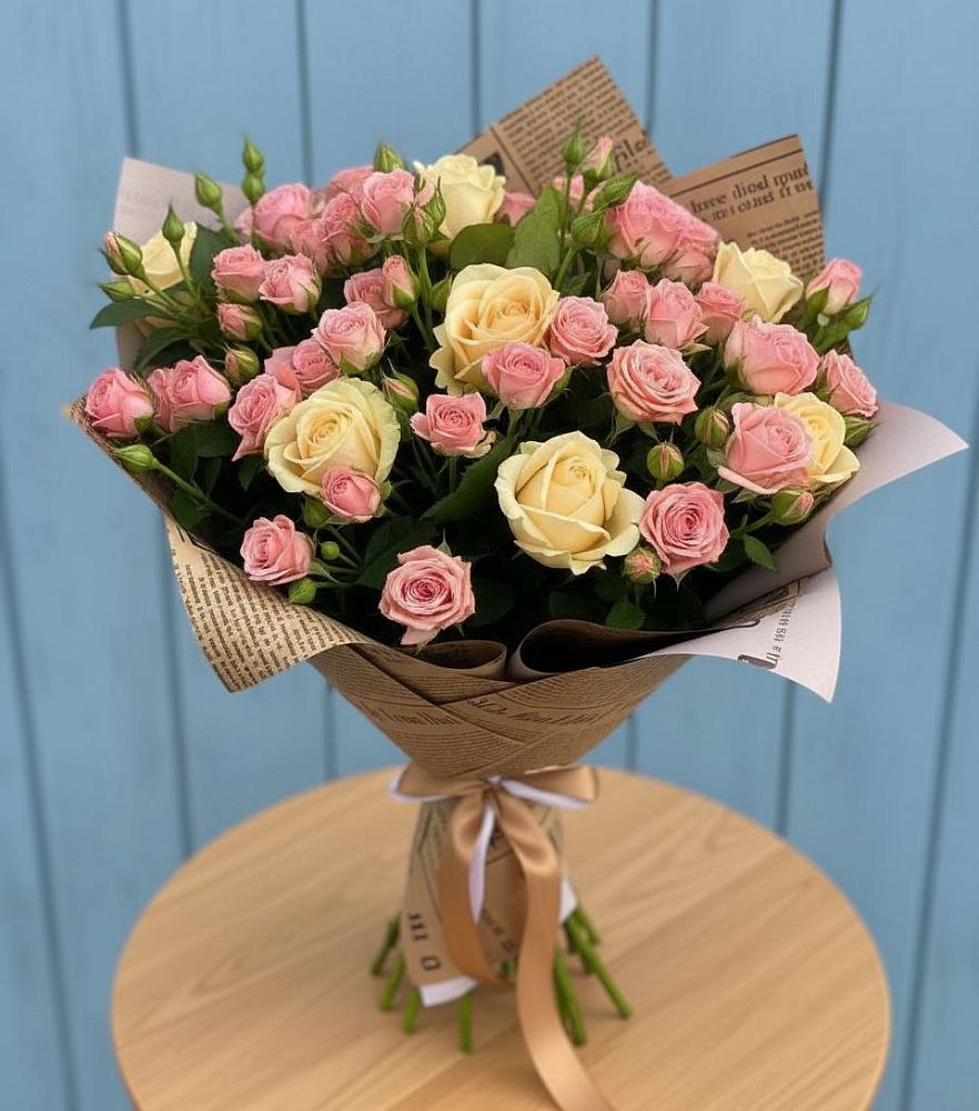 Букет цветов из: Розы в Черном Яре