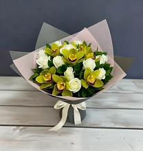 Букет цветов из:  Орхидеи и Розы #REPLACE_PRED# Черном Яре