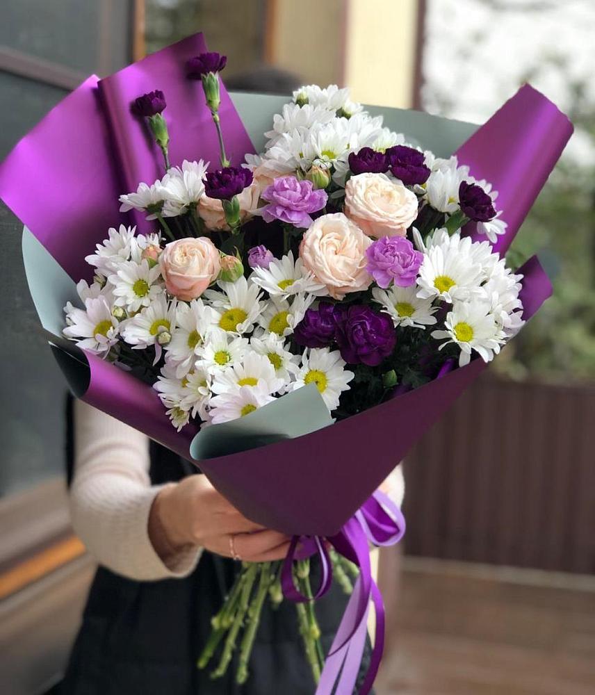 Букет цветов из: Хризантемы, Гвоздики и Розы в Черном Яре