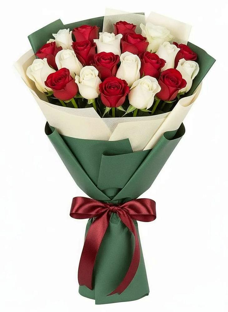 Букет Микс из красных и белых роз в Черном Яре
