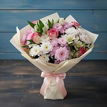 Букет цветов из:  Хризантемы, Альстромерии и Розы в Черном Яре