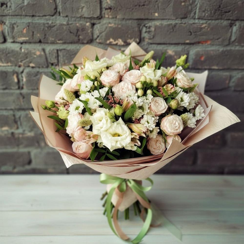 Букет цветов из: Альстромерии, Розы и Хризантемы в Черном Яре
