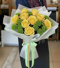 Букет цветов из:  Хризантемы и Розы в Черном Яре