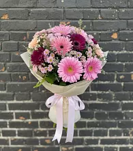 Букет цветов из:  Герберы и Хризантемы в Черном Яре