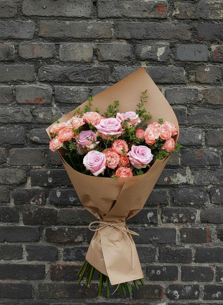 Букет цветов из: Розы в Черном Яре