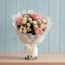 Букет цветов из:  Розы в Черном Яре