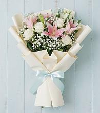 Букет цветов из:  Лилии в Черном Яре