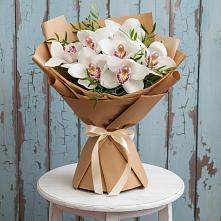 Букет цветов из:  Орхидеи и Розы в Черном Яре